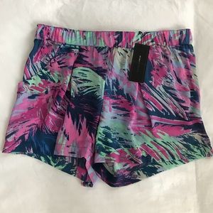 BRAND NEW: BCBGMaxAzria Micah Shorts size M